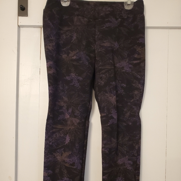 Pretty Pants - Picture 1 of 3